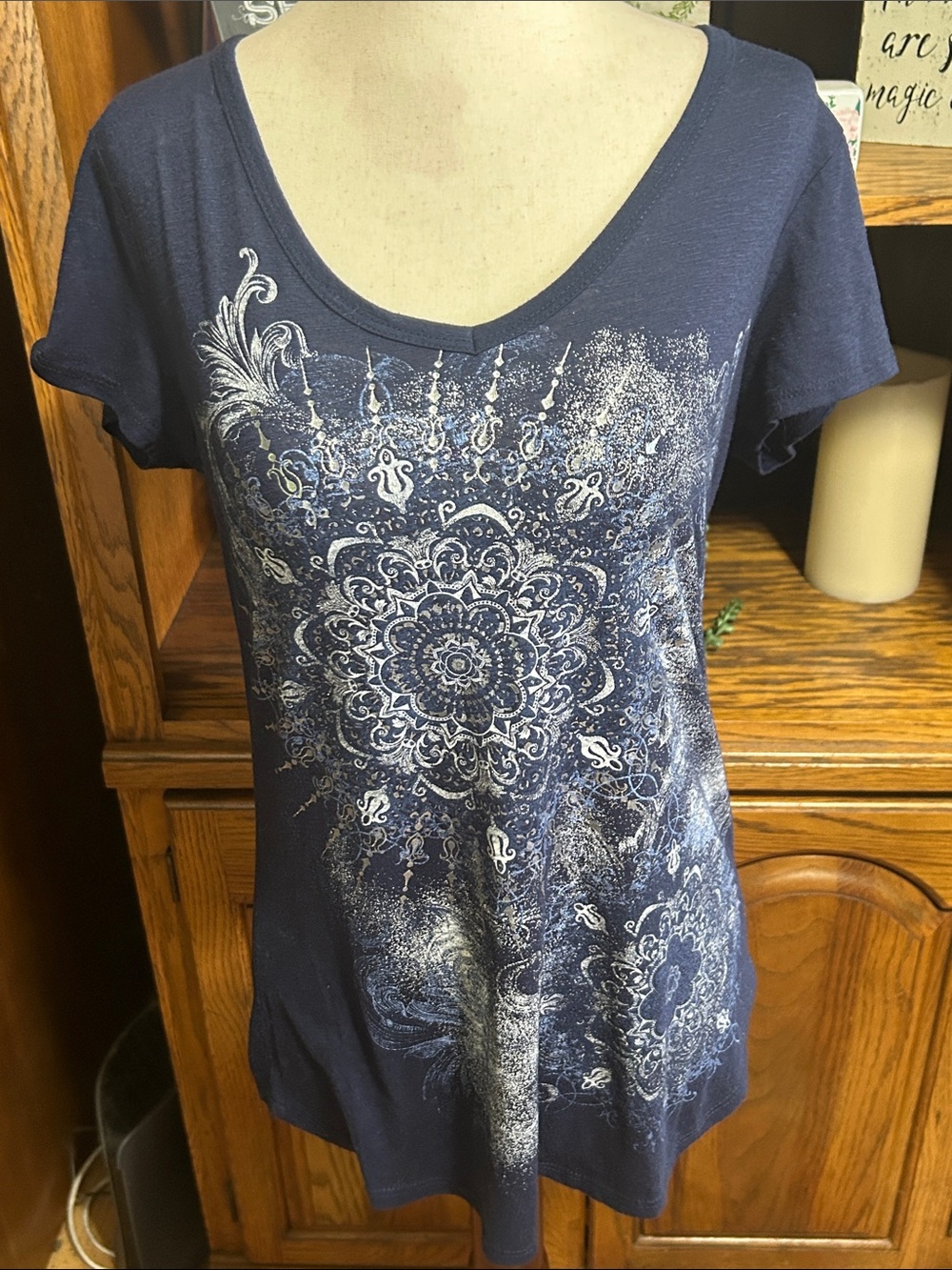 Madison & Berkeley Navy Short-Sleeve Scoop Neck Graphic Tee Large